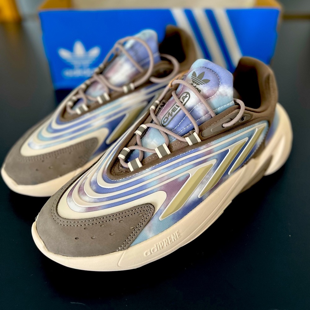 ADIDAS Ozelia US 8.5  Brown / Clear trainers sneakers